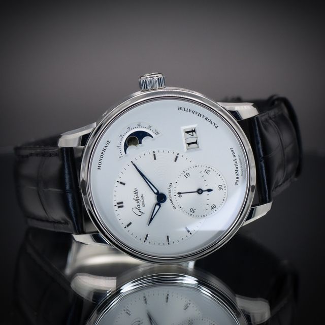 Glashutte Original PanoMaticLunar 1-90-02-42-32-05 Image 4